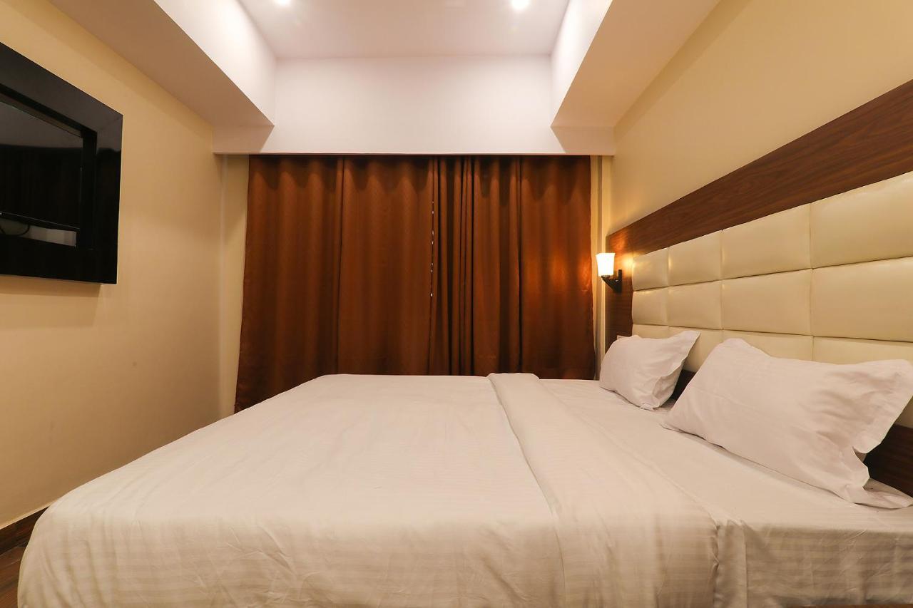Fabhotel Blueark Lucknow Exterior photo